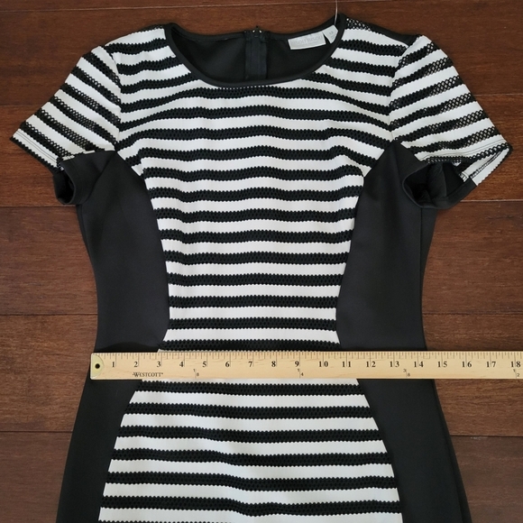 Bisou Bisou Black & White Striped Slimming Short Sleeve Bodycon Dress Size 12 - Picture 5 of 6
